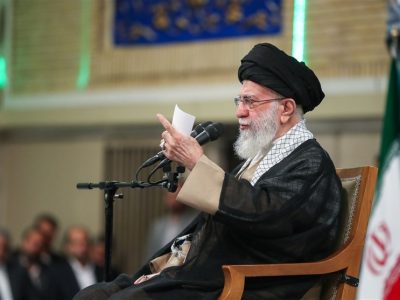 انتقاد رهبری از لغو ممنوعیت واردات کالای مشابه داخلی