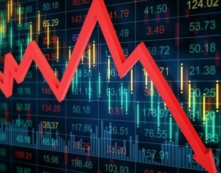 بورس ۱۰۳ هزار واحد ریزش کرد؛ سقوط به یک پله پایین‌تر