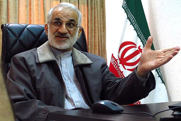 در اندیشه امام (ره) رشد اقتصادی و عدالت دو روی یک سکه‌اند
