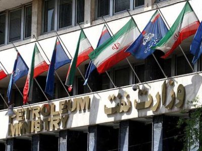 وزیر نفت: دست انتقام الهی توسط سربازان رهبر، گریبان دشمنان را خواهد گرفت