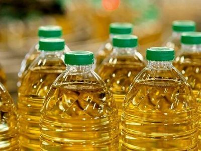 کاهش تقاضای روغن در پی حذف ارز ترجیحی/ واردکنندگان از دولت طلبکارند!